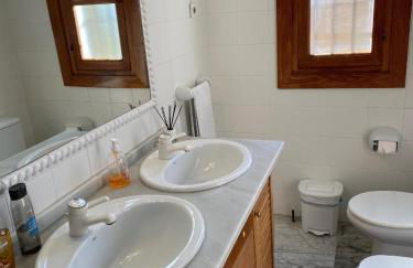 CASAS-E-Y -F-pequeño conjunto casas adosado - Foto 17