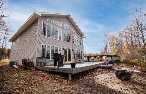 Modern Home of Style & Comfort! - Foto 27