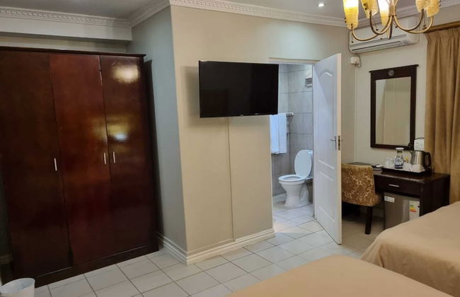 Savoy Lodge - Room - Foto 12