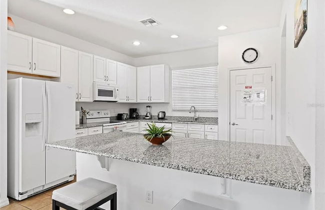 Grand Executive Deluxe 4BR Pool Home Near Disney Parks - Foto 4