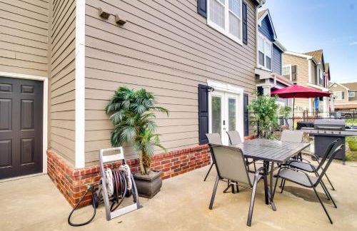 Pool and Lake Access Lovely Monkey Island Getaway - Foto 25