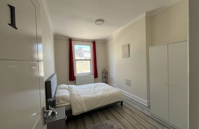 New Spacious 4 Bed Apartment in Kew Bridge - Foto 12