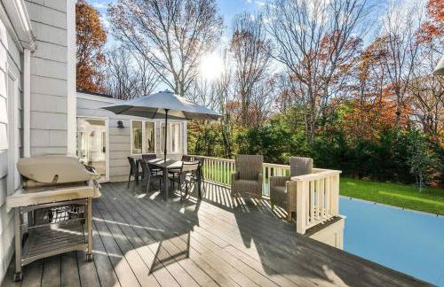 Amazing Southampton Home with Private Heated Pool - Foto 11