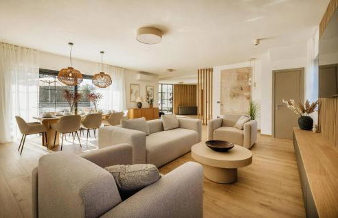 Awesome Home In Nova Vas - Foto 22