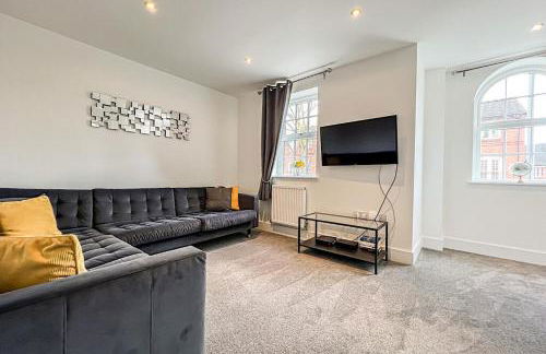 Central Warwick townhouse within easy reach of Stratford upon Avon and Cotswolds - Foto 3