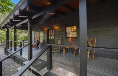 Top of the Mountain Breathtaking Views Hot Tub - Foto 56