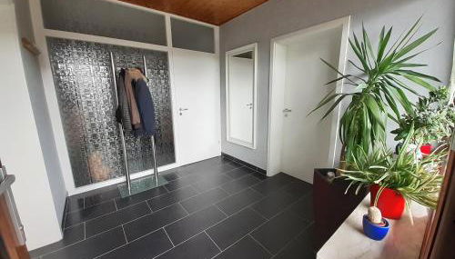 Ferienwohnung Terrasse Parkplatz WallBox Nürburgring - Foto 4