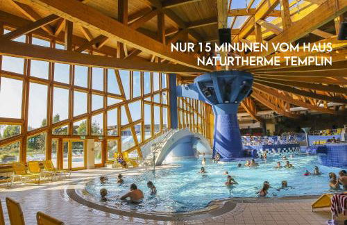 Pauline 3 - Photo 44