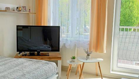 Noclegi, Słoneczne Mieszkanie we Lwówku Śląskim - Foto 3