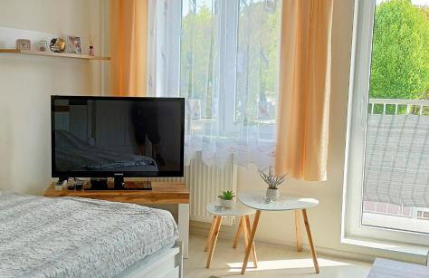 Noclegi, Słoneczne Mieszkanie we Lwówku Śląskim - Foto 3