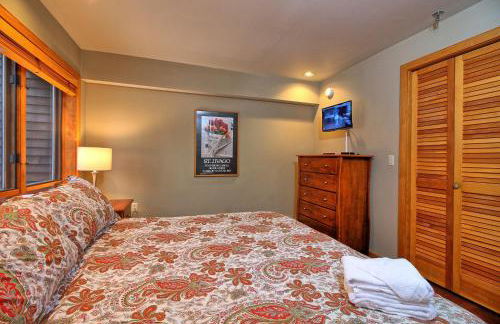 Amazing view, location, ski back trails, sports center, pool Highridge B4 Highridge - Foto 41