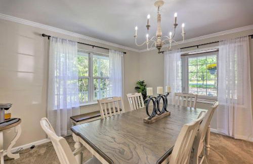 Hot Tub, Fire Pit and Lake Access Poconos Escape! - Foto 11