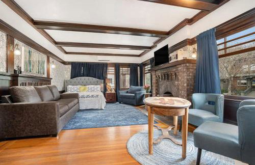 Oak Suite - Photo 2