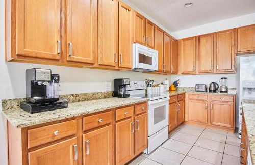 Spacious 6BR Villa with King Beds, Pool & Spa - Foto 13