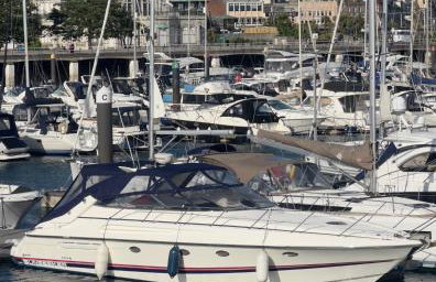 Boat Accommodation Ltd - Foto 9