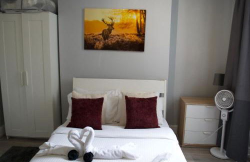 Stylish 2-Bed Garden Flat, 5 Mins to Brixton - Photo 68