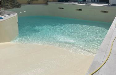 Mas provençal avec grande piscine idéal 8-10 personnes ! # Welcome - Photo 5