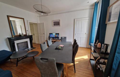 Gîte Comme Chez Vous à Lunéville confort, calme et séjour en Lorraine - Foto 1