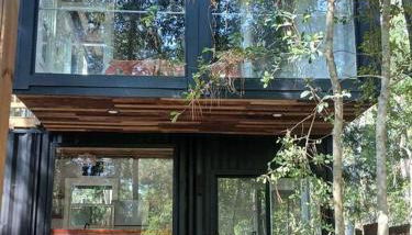 Waterfront Container House In A Magical Forest! - Foto 2