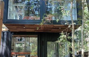 Waterfront Container House In A Magical Forest! - Foto 2