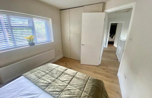 Luxury 5 Bedrooms House in Milton Keynes - Foto 40