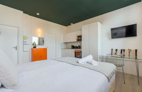 Studio équipé côté rue, parking gratuit - Foto 2