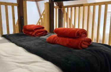 The Shack - Thatched Self Contained Annex - Photo 24