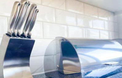 The Felix Apartments - 1 Bedroom - WIFI - FREE Parking - Photo 14