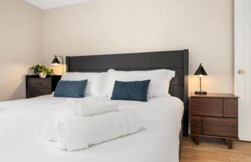 Cozy Mid Century Oasis with 2 KING beds - Foto 15