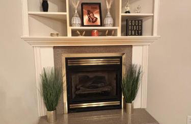 Downstairs oasis - Photo 2