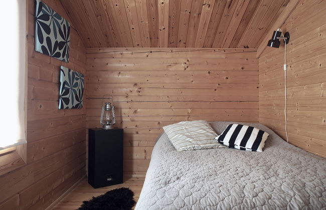 Cozy 4BR Lakeside Cottage with Sauna - Foto 13