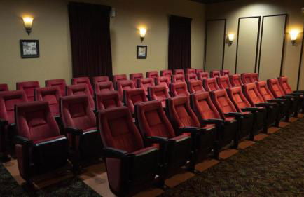 Spacious Vacation Home with Pool & Jacuzzi Near Disney - Foto 45