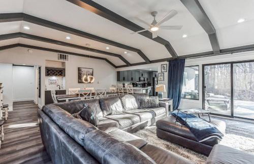 RiverEdge Haven Hot Tub, 5 Beds, Kayaks Near ND - Foto 10