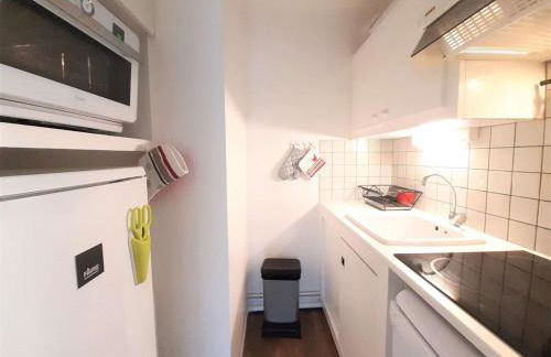 Charmant T2 Sud avec Bow-Window, TV, Kitchenette Équipée, Muscu, Sauna, Jacuzzi—Proche St-Lary Soulan - FR-1-457-284 - Foto 8