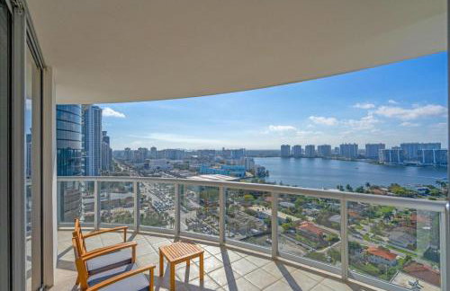 Steps to the Sand Beachfront Escape- 25th Floor Views - Foto 2