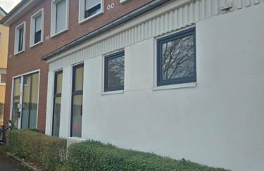 HOSTEL PD23 ALTE FEUERWACHE I 3min CityHospital I 50m Supermarkt I SmartTV I P I Gemeinschaftsküche I Monteure I Kurzurlaub - Foto 12