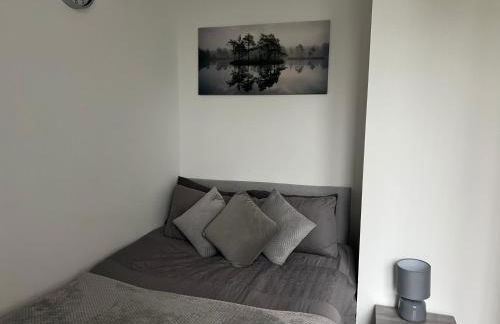 2 Bedroom Flat Ground Floor in Town Center Wellingborough - Photo 4