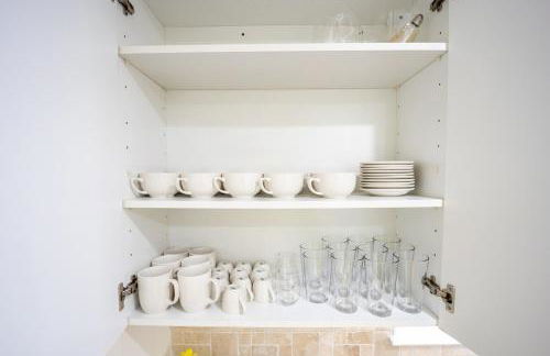 3bedroom APT with balcony & free street parking - Foto 31