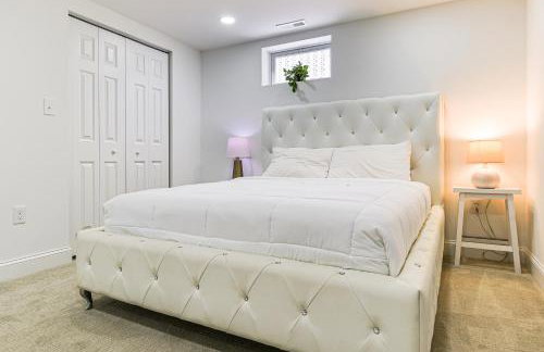 7 Mi to Baltimore Maryland Gem with Shared Yard! - Foto 12