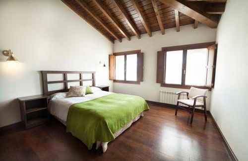 Apartamentos La Calvera - Photo 11