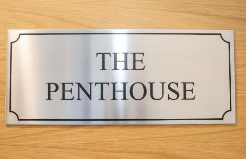 The Penthouse - Foto 20