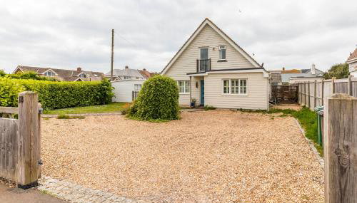 5 Bedroom Family Friendly Beach House - a skip to the water! - Foto 2