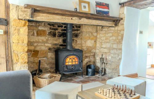 Period Charm in the heart of the Cotswold's - Foto 1