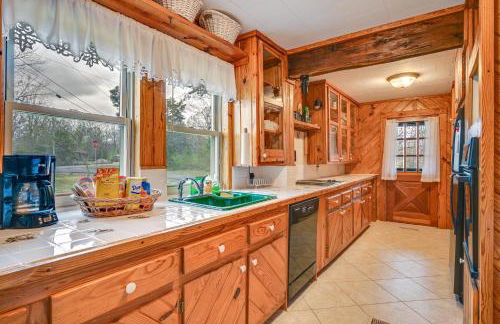 Country Escape Log Cabin Near Kentucky Lake! - Foto 13