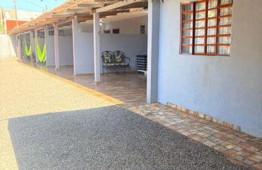 Residencial Casas 1 e 2 quartos Tv Ar Estacionamento Wifi Próximo ao Centro e Paraguai - Foto 66