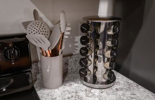 Beautiful Home, Walk to UF, Newly built - Foto 27