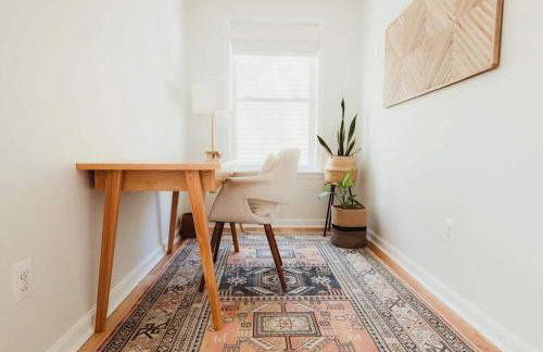 Huge Beach Bungalow- Yard, Beach Pass, King Beds - Foto 13