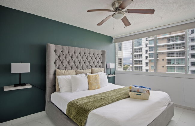 Navio Beach 2BDR Oceanfront Pool Parking - Photo 13