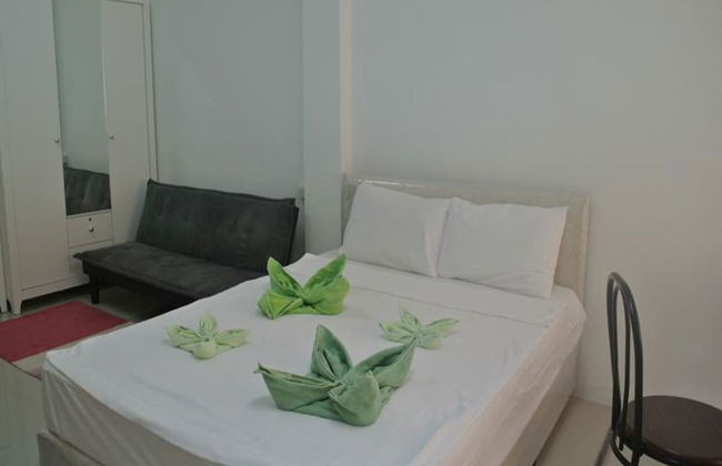 Comfy Studio - Photo 2