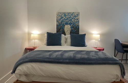 Charming 2BD1BA in Hip Area - Near Metro - Foto 5